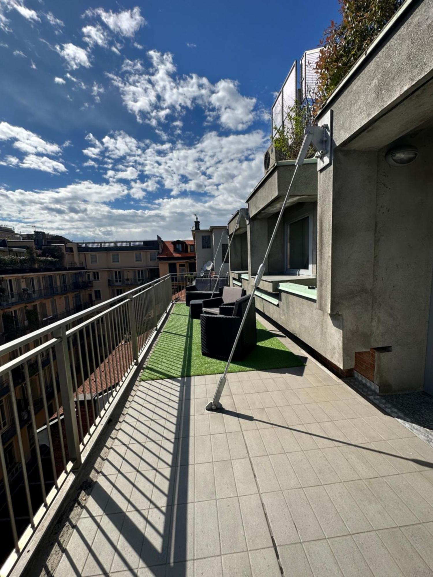 Gallery Suite The Turin Center Apartment 5 Floor, Free Garage, Big Terrace 外观 照片