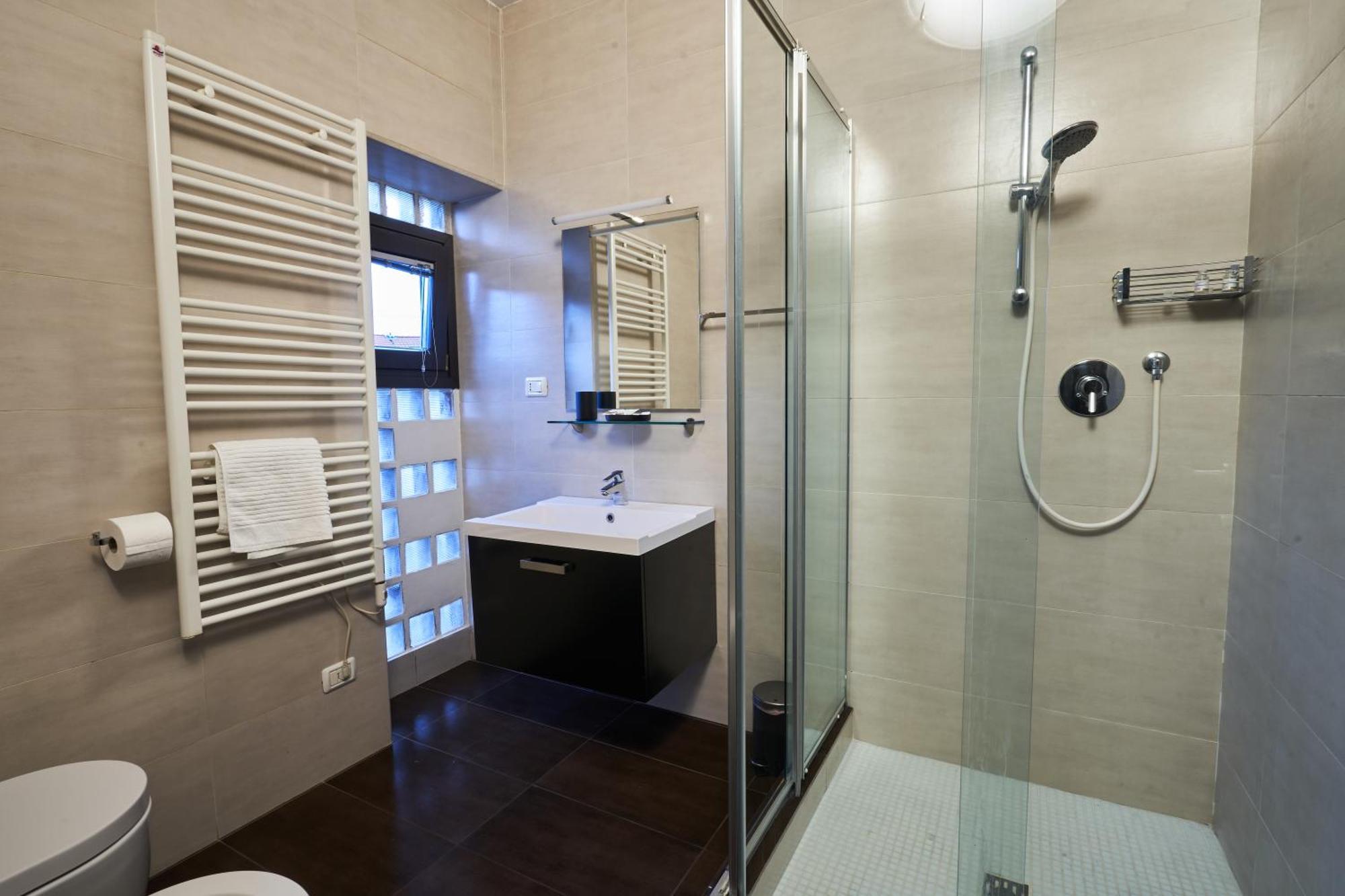 Gallery Suite The Turin Center Apartment 5 Floor, Free Garage, Big Terrace 外观 照片