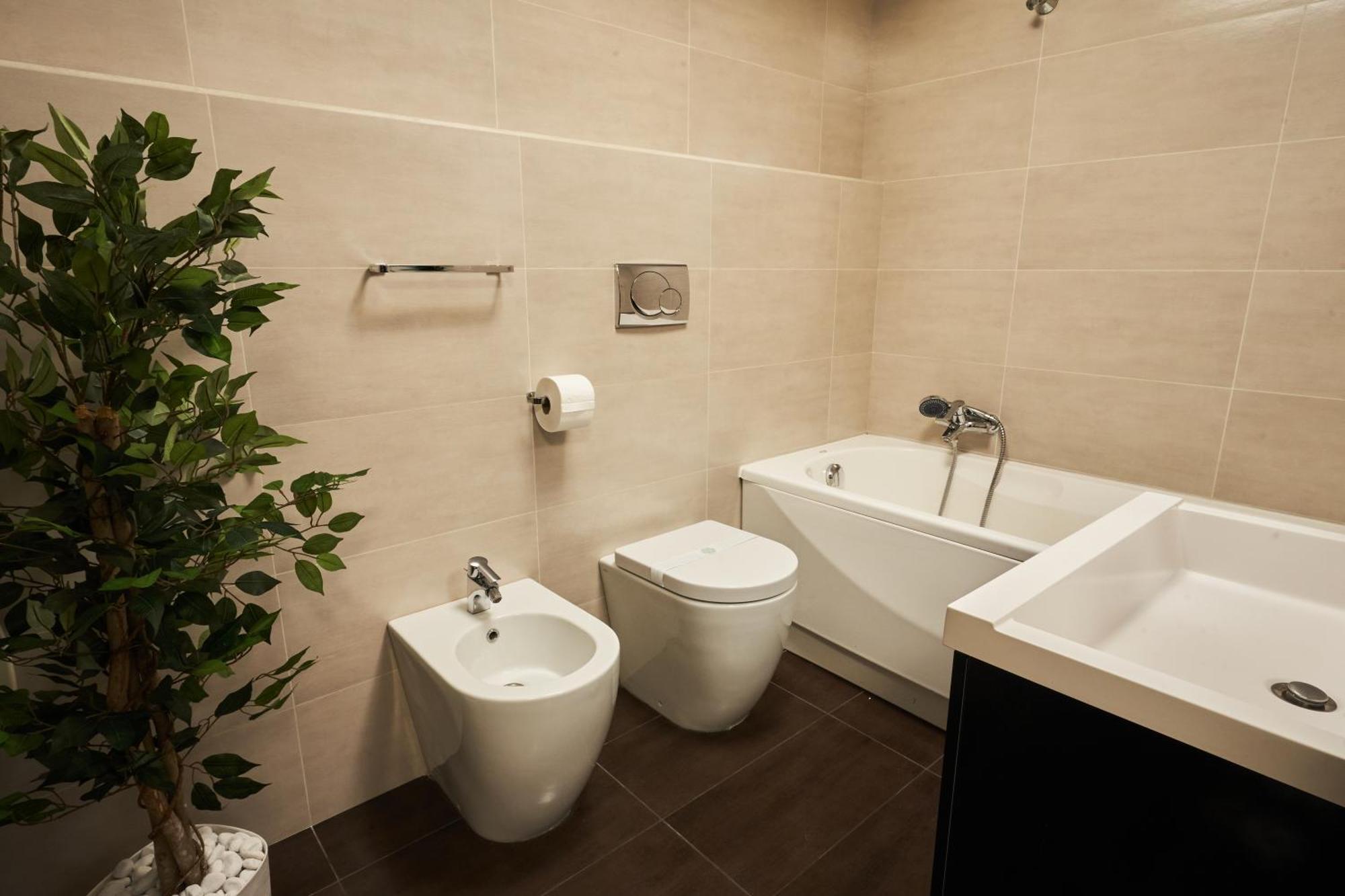 Gallery Suite The Turin Center Apartment 5 Floor, Free Garage, Big Terrace 外观 照片